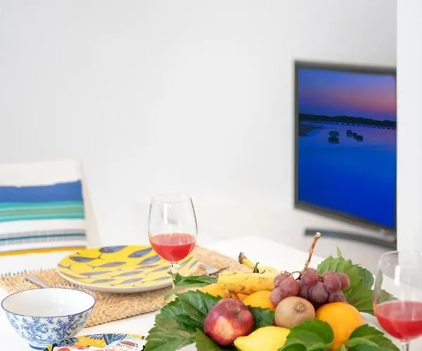 Casa Lucienne Apartment *