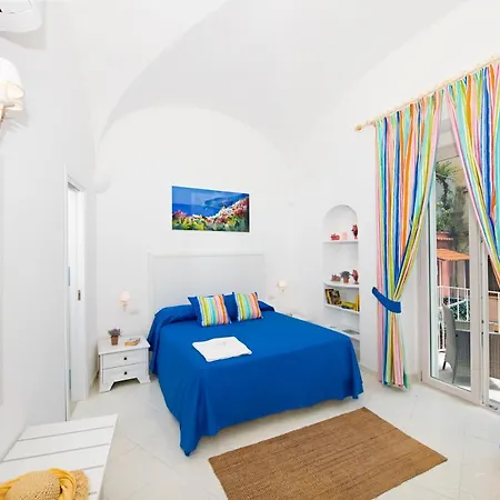 Апартаменти Casa Lucienne Позітано